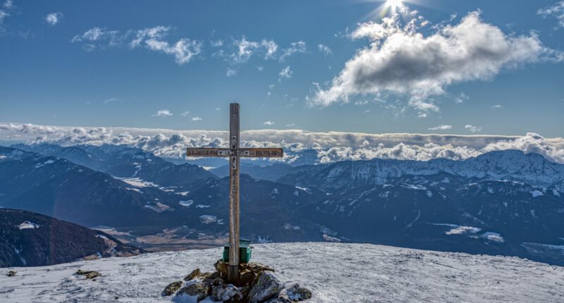 widok z góry na Alpy